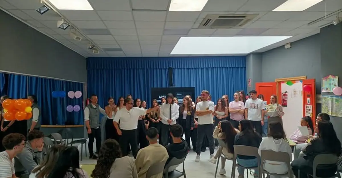 House Tour Match acerca los monumentos de La Zubia a los jóvenes