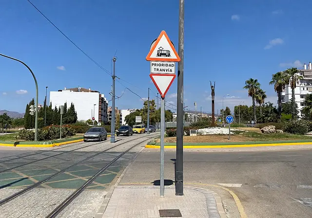 El tranvía veleño cumple veinte años sin una vuelta a la vista