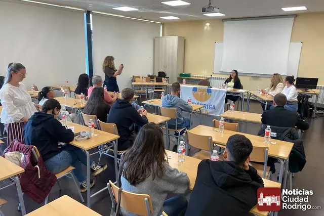 Miróbriga Joven aborda los retos de vivir y desarrollar un proyecto en el medio rural