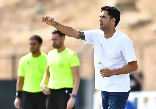 Vélez combina libertad y orden para potenciar el ataque del Cartagena