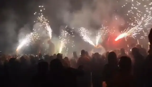 Pirotecnia, música y danza protagonizan el Correfoc de Alba de Tormes