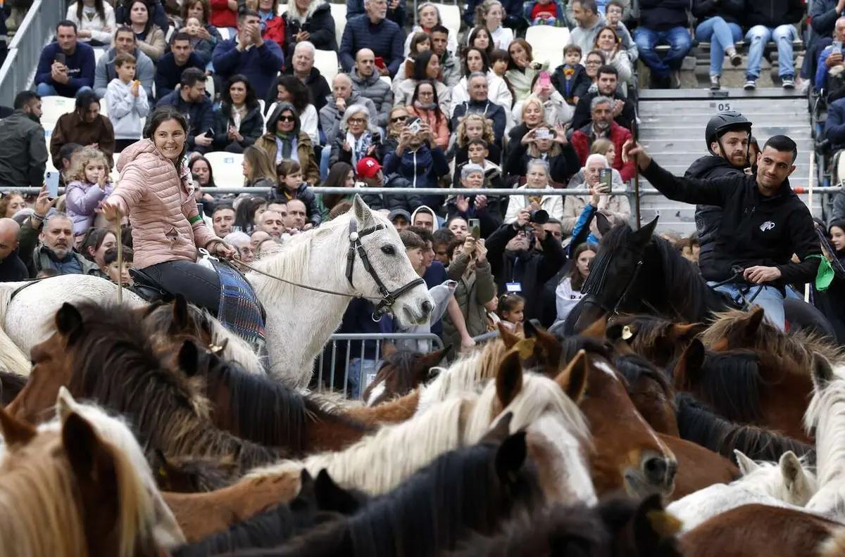 Caballos y homenajes marcan los 870 años de As San Lucas en Mondoñedo