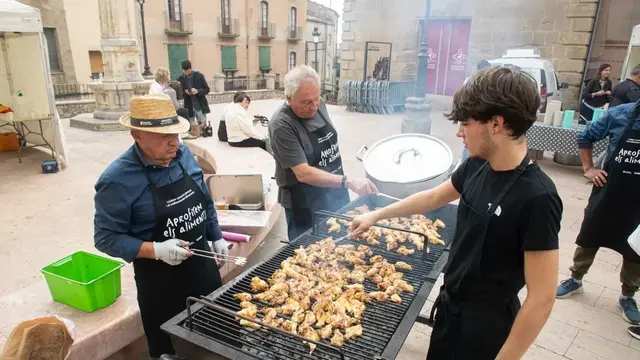 Un gran almuerzo ayuda a salvar 981 kilos de alimentos en Cervera