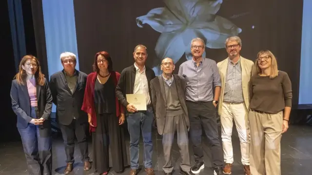 Joan Buixeda se lleva el Premio Jordi Pàmias con un poemario breve y rítmico