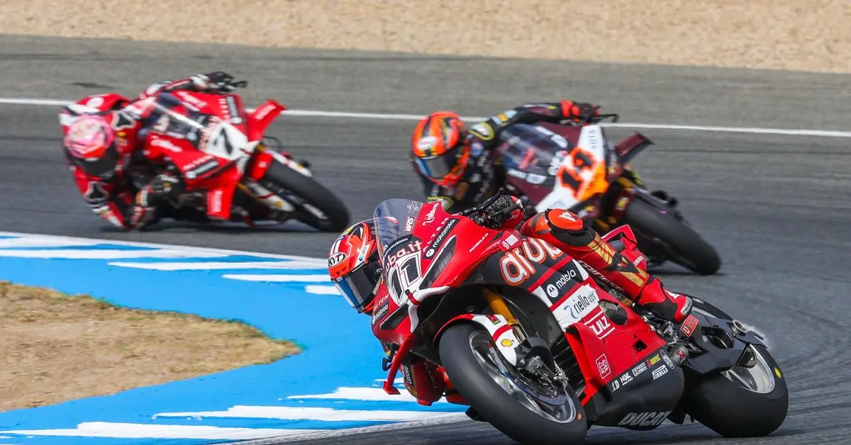Bulega se impone en la Superpole de Jerez y saldrá primero en la Carrera 2