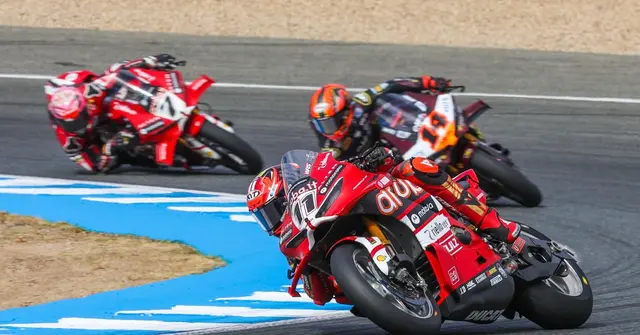 Bulega se impone en la Superpole de Jerez y saldrá primero en la Carrera 2