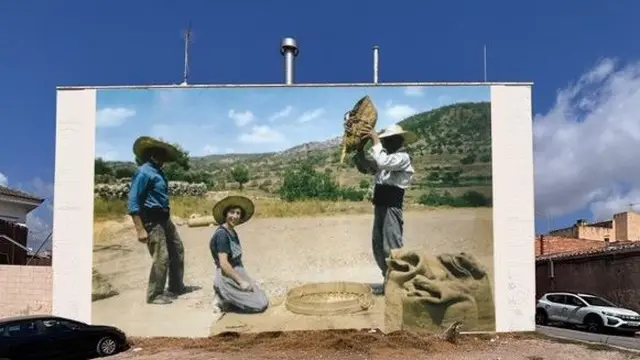Calafell elige el diseño de un mural sobre su historia local