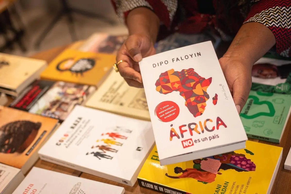 Cuatro negocios acercan la cultura senegalesa a Santa Cruz de Tenerife