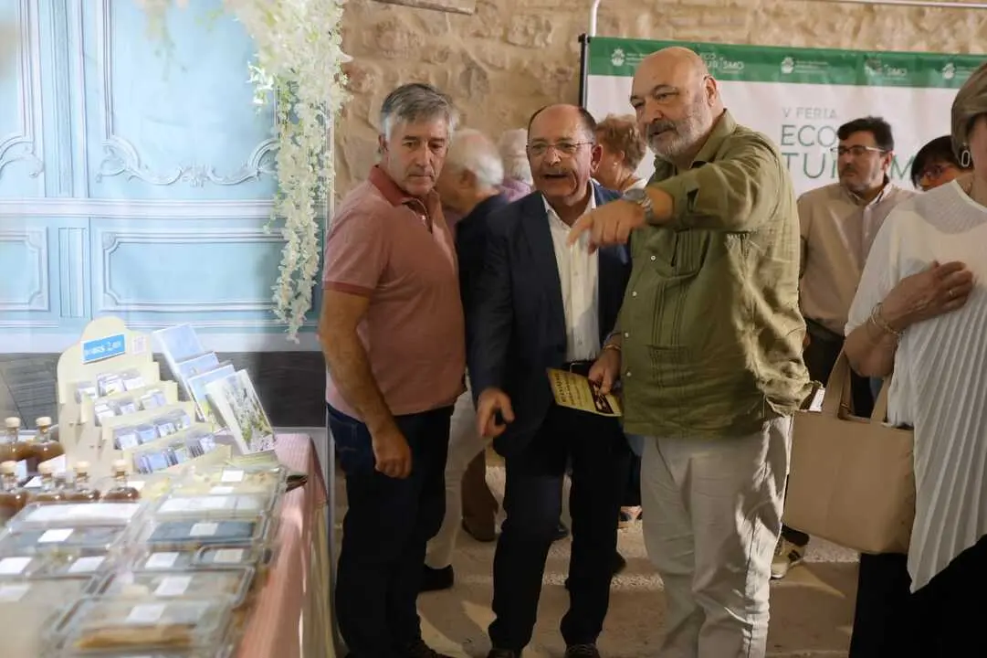 Doña Mencía reúne al sector y al público en su quinta Feria de Ecoturismo