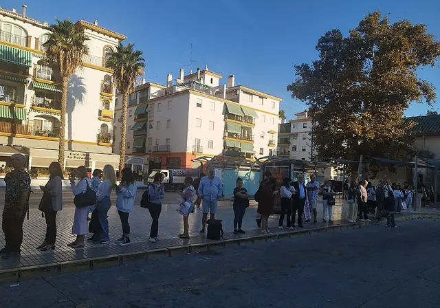 Reclaman más autobuses y conexiones ante la saturación en Vélez-Málaga