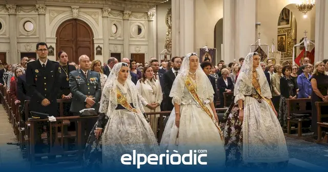 La misa y la procesión del Salvador marcan una jornada solemne de la Fira de Onda