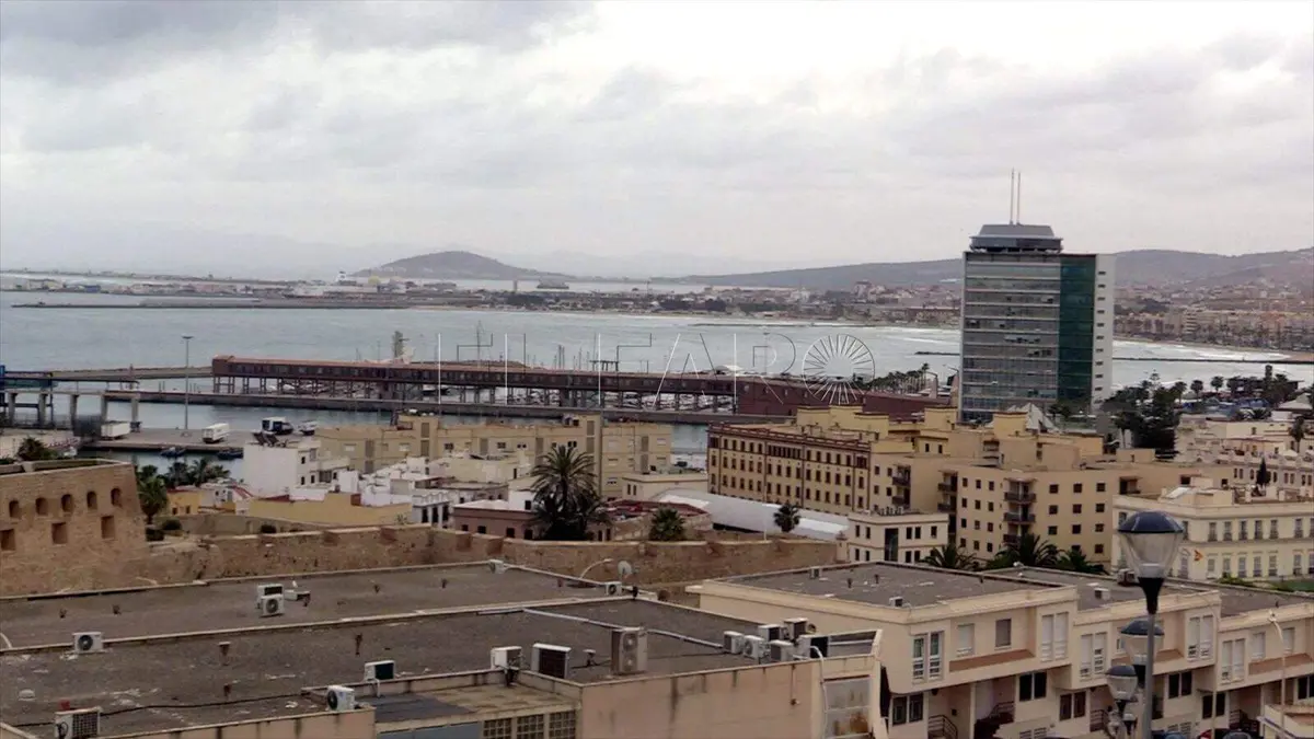 Melilla afronta el lunes con lluvias y posibilidad de tormenta