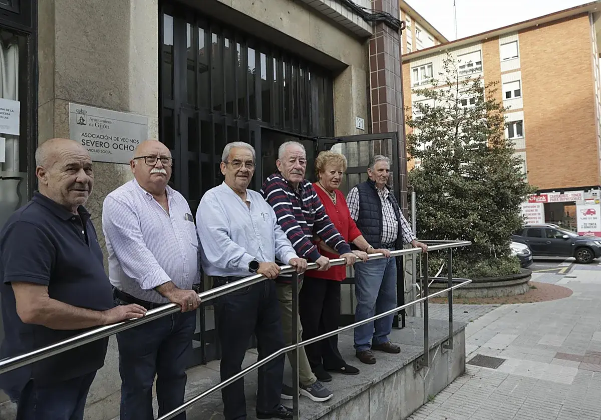 Asociaciones de Gijón reclaman más patrullas policiales de proximidad