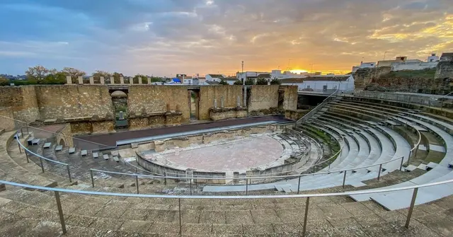 Itálica prepara la recuperación escénica de su teatro romano
