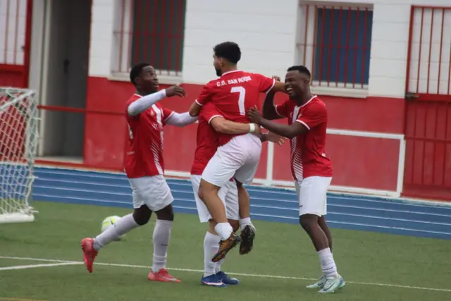 El San Roque firma un 8-0 ante el Barbate en su campo