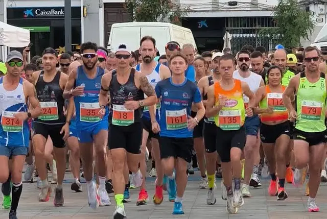 Don Benito reúne a 400 atletas en la 25.ª Media Maratón Virgen de las Cruces