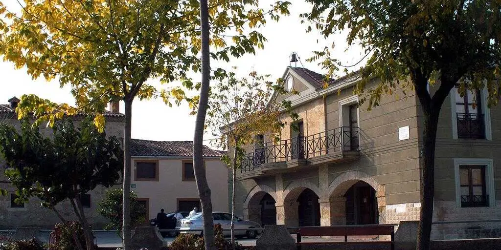 El Perdigón inicia la tramitación de un nuevo acceso al cementerio