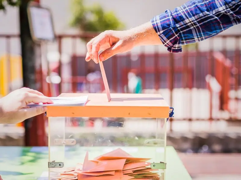 Palafolls fija las fechas para revisar el censo y designar las mesas electorales