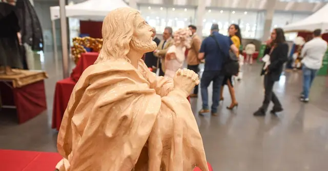 Más de 8.000 visitas en la segunda Feria Cofrade de Córdoba