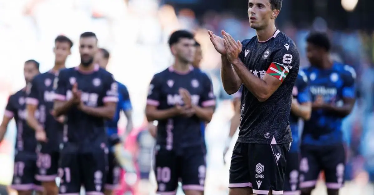 El Málaga afronta un duelo exigente ante un Alavés sin victorias recientes