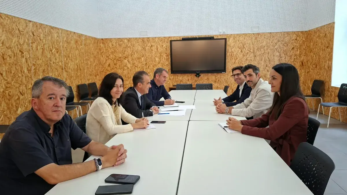 Alicante y el CTAA analizan fórmulas para acelerar las licencias urbanísticas