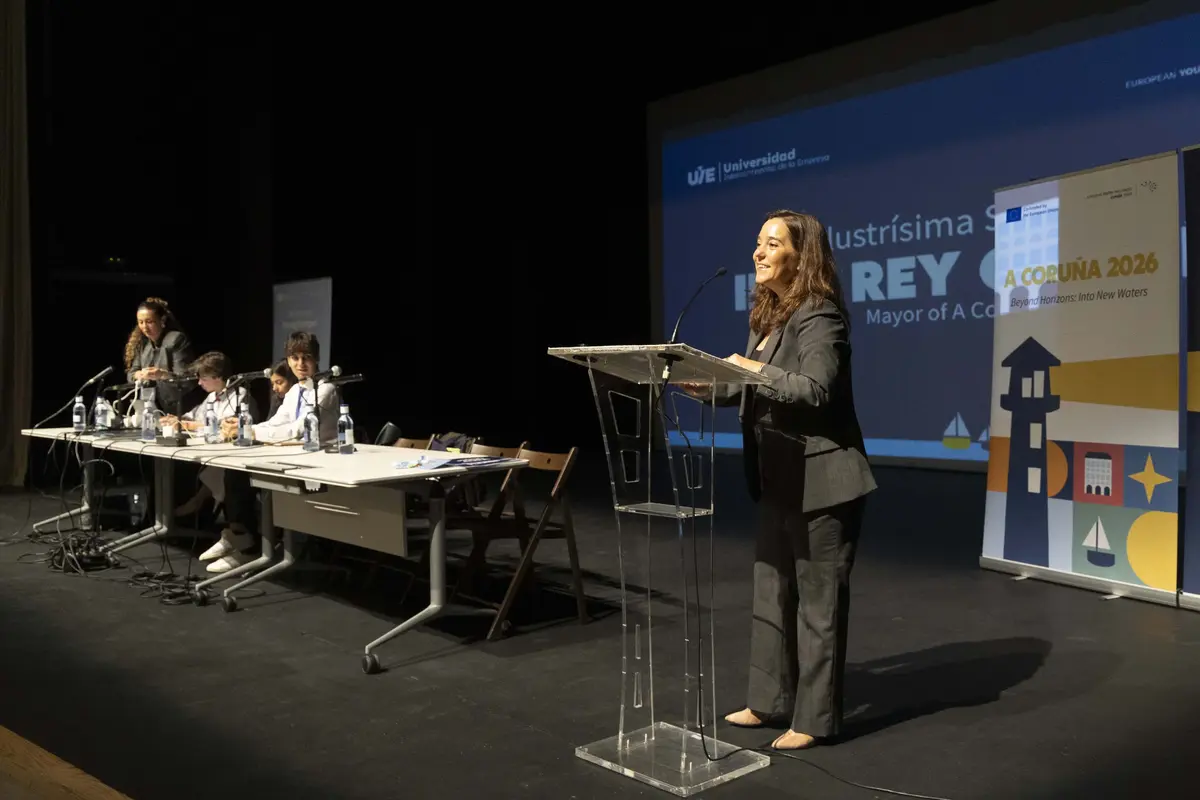 Inés Rey destaca la aportación de los jóvenes al futuro de Europa