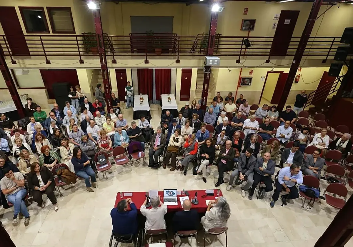 Llanera sin Barreras recibe el premio Llanerense del Año tras una década de labor
