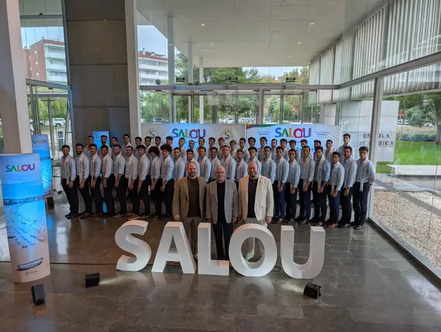 Los 52 candidatos a Míster España reciben sus bandas en Salou
