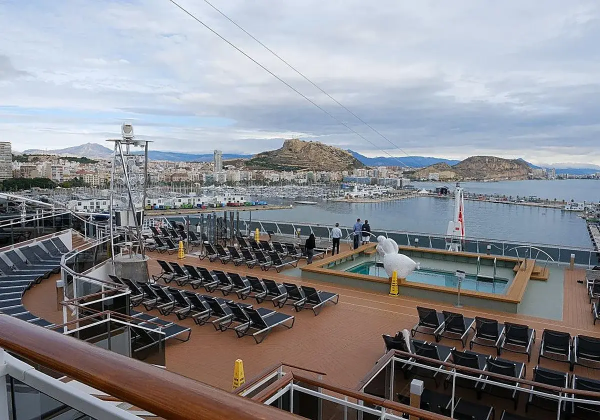 MSC Cruises prevé 27 escalas en Alicante durante 2027