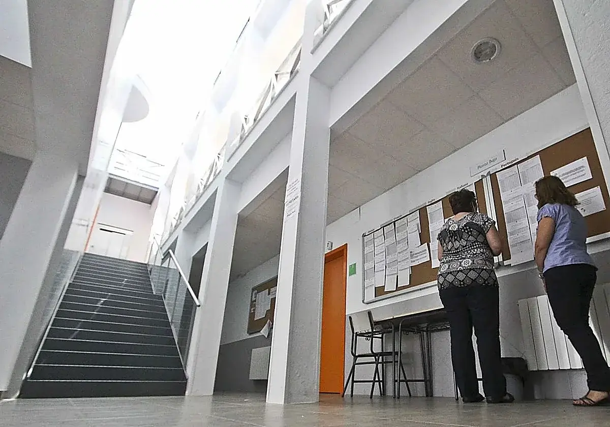 La Escuela de Idiomas de Mérida mantiene abierta la matrícula extraordinaria