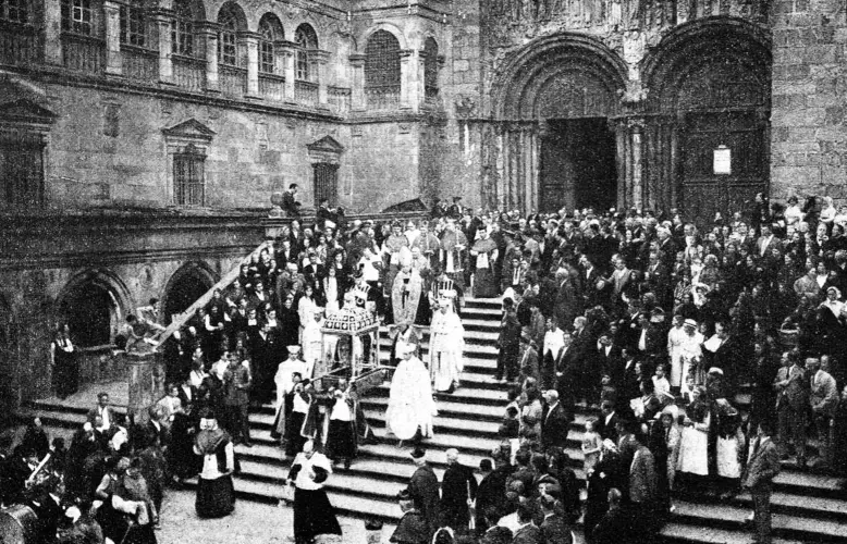Diario de Santiago publica una galería sobre las fiestas del Apóstol de 1933