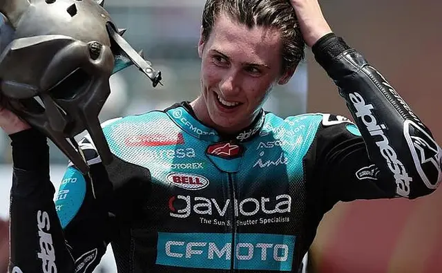 Máximo Quiles logra el título de Moto3 en Indonesia con cinco carreras pendientes