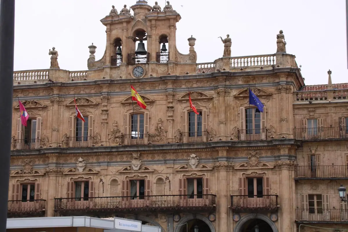 Salamanca abre 14 puestos de responsabilidad en la administración municipal