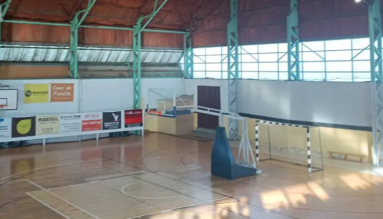 El polideportivo de Santa Coloma de Queralt acogerá una propuesta piloto para jóvenes