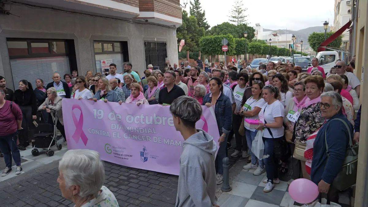 La marcha solidaria de Berja reúne 1.260 euros