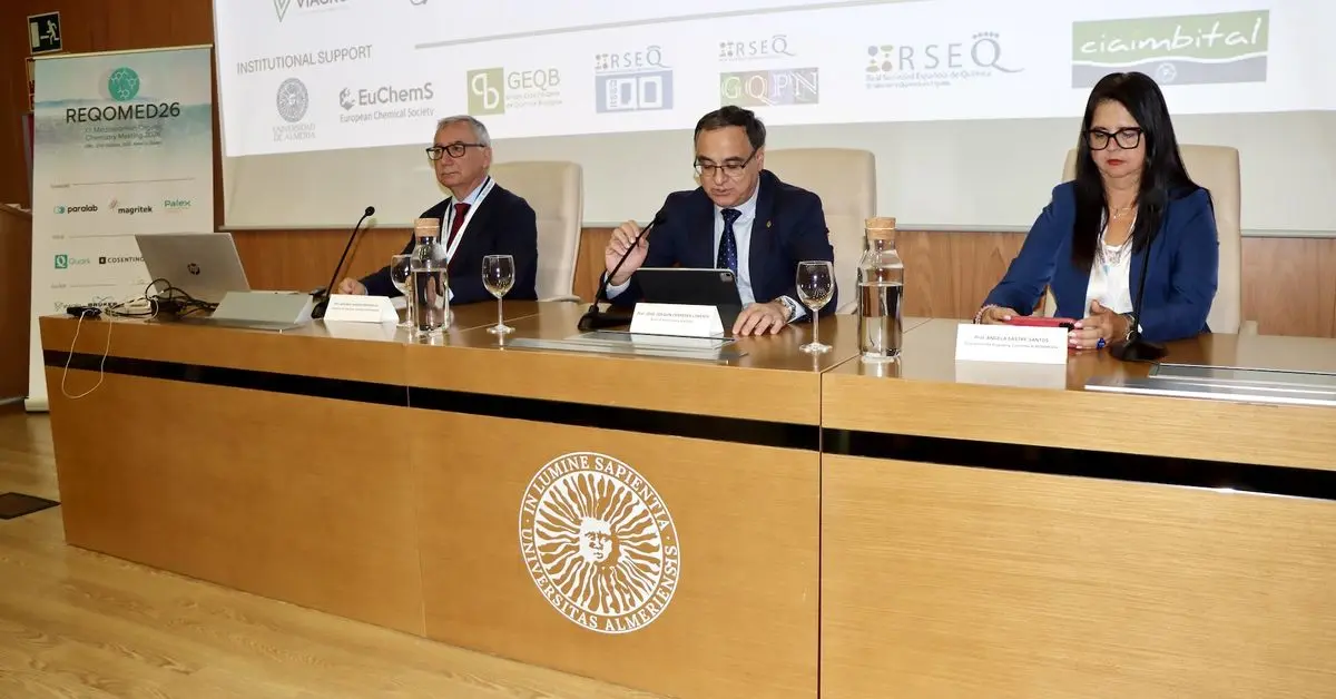 La UAL reúne a más de cien especialistas en química orgánica mediterránea