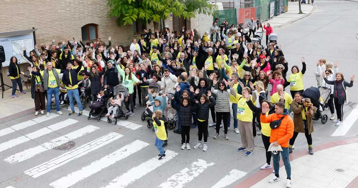 La marcha solidaria de Arguedas reúne a participantes y recauda 3.000 euros