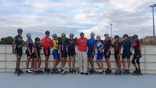 La pista de patinaje de Huesca atrae a deportistas de élite
