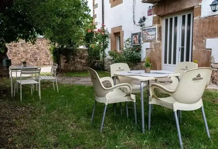 Almarza licita la gestión conjunta del bar y la casa rural de Tera