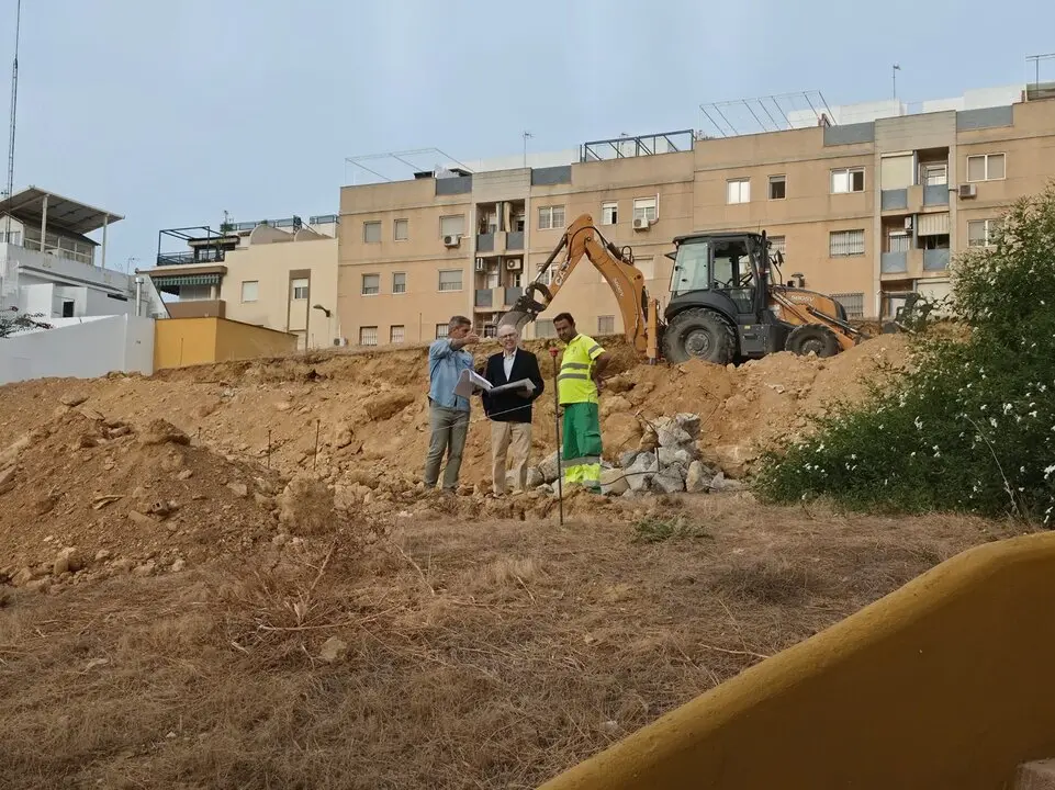 El Cerro de las Eras inicia la transformación de su nuevo parque urbano