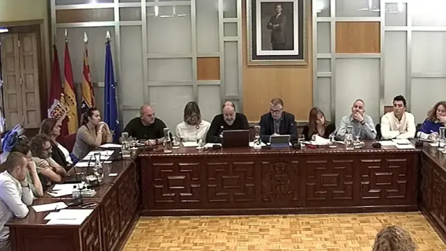 Jaca mantiene congelados varios impuestos y eleva un 4,3% las tasas de basuras y aguas