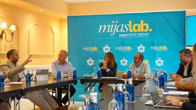 Mijas revisa los resultados del verano y prepara la promoción turística de 2027