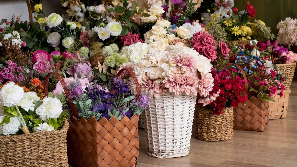 Las floristerías de Palma afrontan Todos los Santos con menos ventas y encargos anticipados
