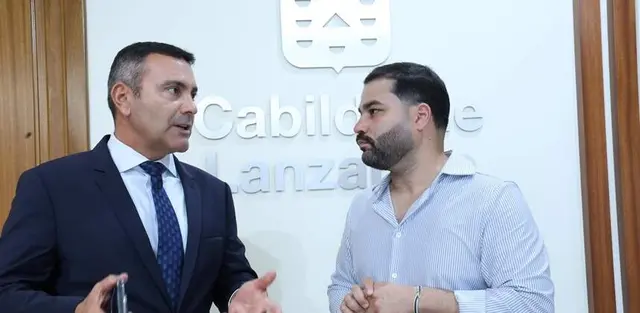 El Cabildo frena dos iniciativas turísticas previstas en Playa Blanca