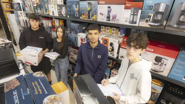 Estudiantes de Valls plantean propuestas para cuatro comercios