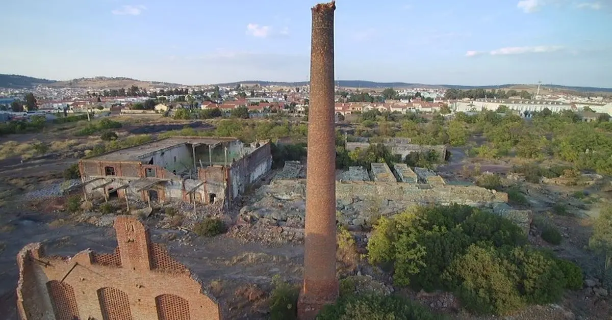 La chimenea del ácido sulfúrico del Cerco Industrial será restaurada