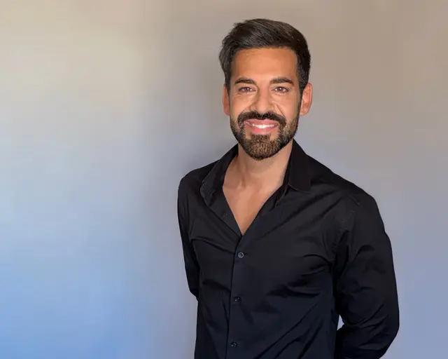 Andrés Jaenes presenta «A contraluz» en su debut musical