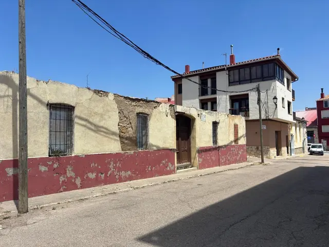 Vilafranca inicia el cambio del antiguo cuartel por una plaza