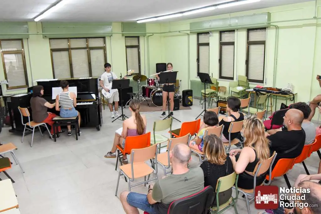 La Escuela Municipal de Música de Ciudad Rodrigo ya tiene tres aspirantes para dos puestos