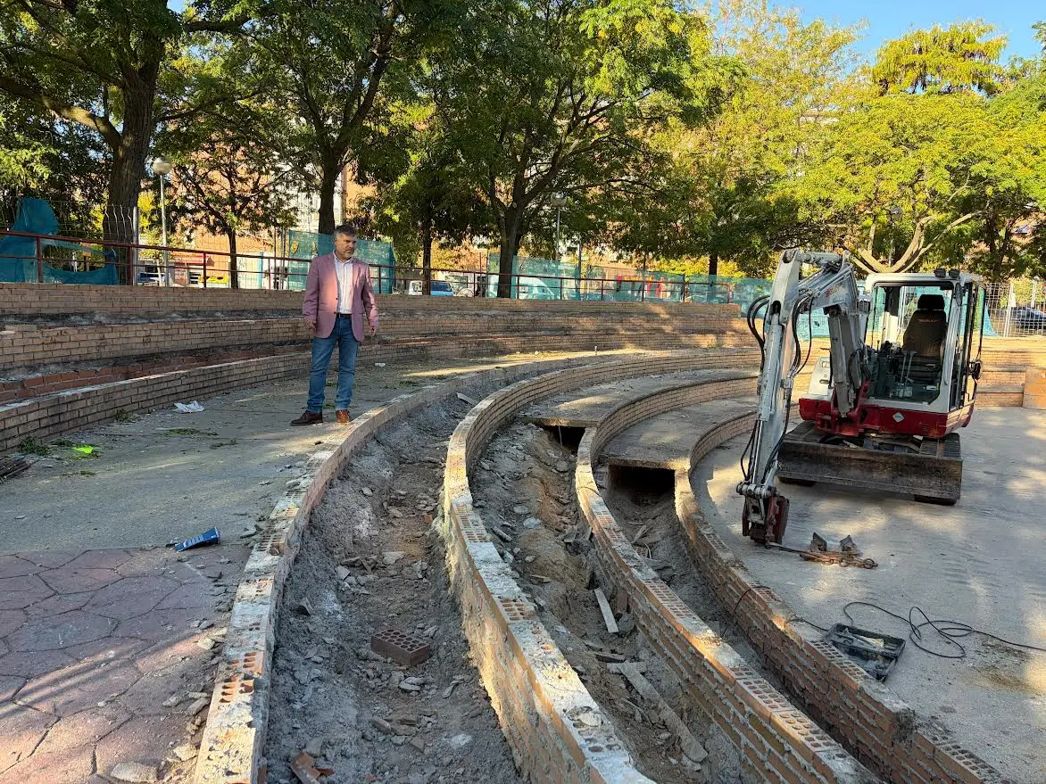 La Plaza del Laberinto de Leganés comienza a cambiar de aspecto